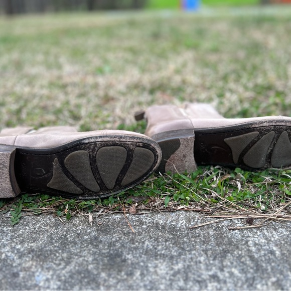 Olu Kai boots - Picture 5 of 5